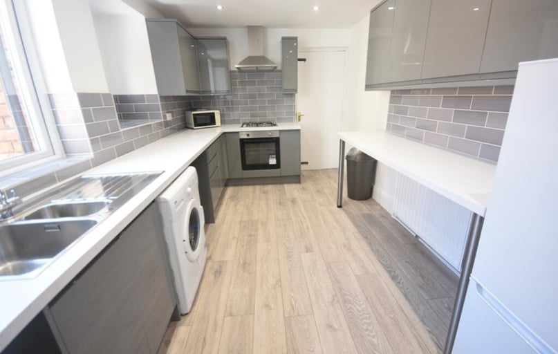 Lavender Gardens, Jesmond, Newcastle - Image 1